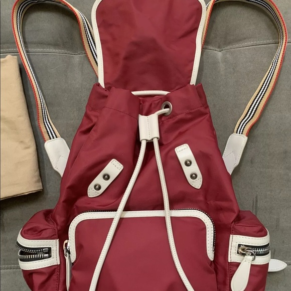 Burberry Rucksack - Picture 6 of 13